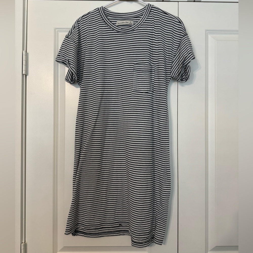 Abercrombie & Fitch t-shirt dress